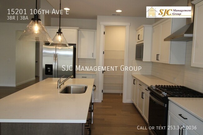 Photo - 15201 106th Ave E