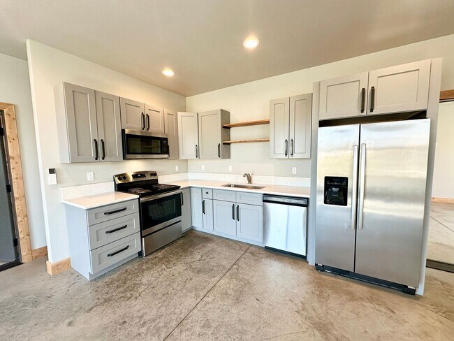 Photo - 121 E 26th Ave Unidad 2