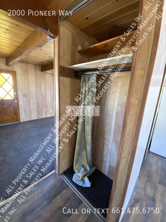 Photo - 2000 Pioneer Way