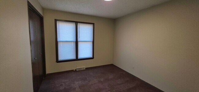 Photo - Spacious 3 Bedroom Home for $1095 in Southwest Springfield