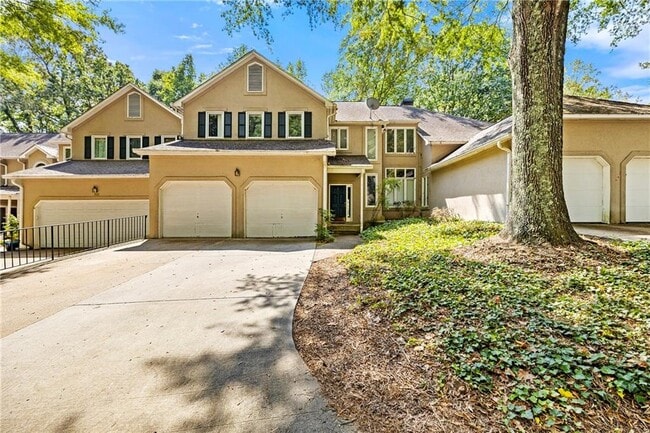 Building Photo - 302 S River Farm Dr Rental