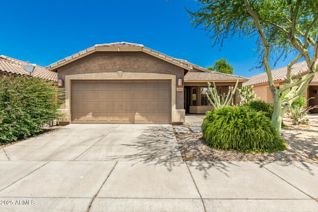 Building Photo - 30445 N Sunray Dr