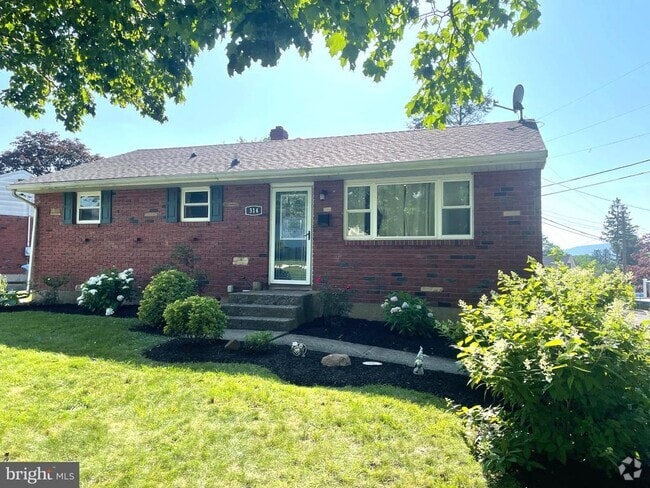 Building Photo - 314 Willow Rd Rental