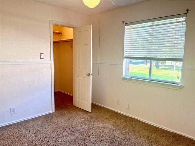 Photo - 16831 Bailey Jean Dr