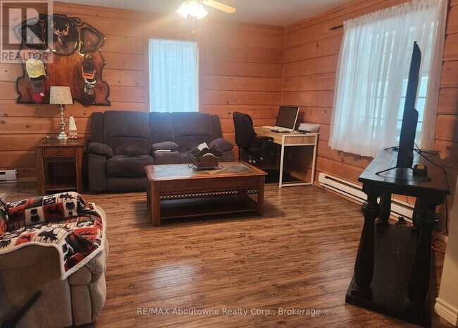 Photo - 914 Skootamatta Lake Rd