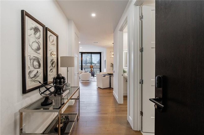 Photo - 2425 Peachtree Rd NE Unit 503