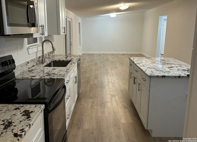 Building Photo - 1284 Glenn Dr Rental