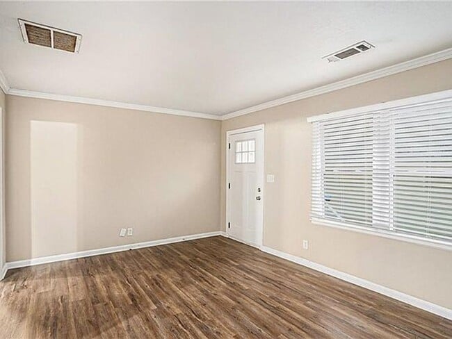 Photo - Beautiful 3-Bedroom Home with Spacious Backyard in Decatur