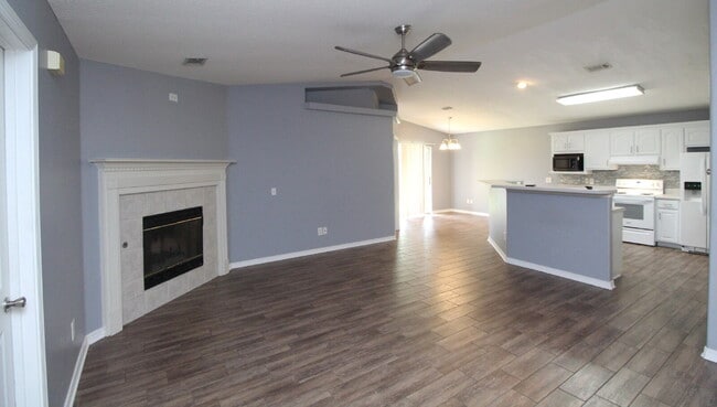 Photo - Spacious Southwest Pensacola Home with 2-C...
