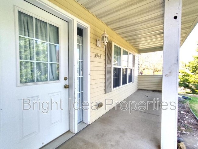 Photo - 5948 Oakgreen Ave N