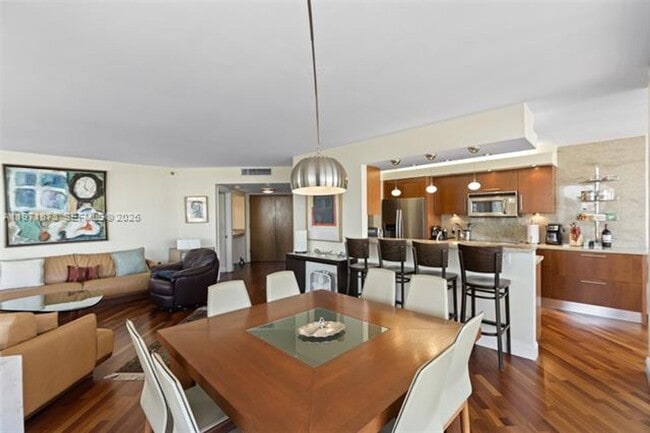 Photo - 1000 W Island Blvd Unit 1000 W Island Blvd 1209