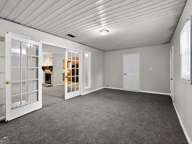 Photo - 1009 Salisbury Trail