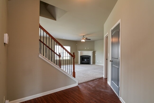 1081 Rock Elm Dr
