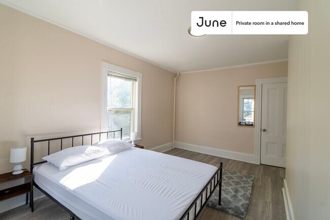 Photo - Room in Shared 7 bed/2 bath home Unidad C
