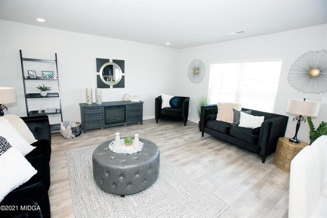 Photo - 178 Goodall Woods Dr