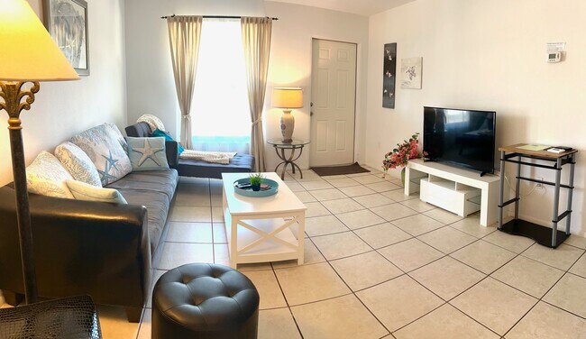 Photo - 4008 Groveland Ave