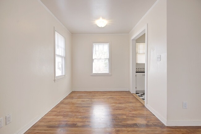 Photo - 401 S Berry Rd