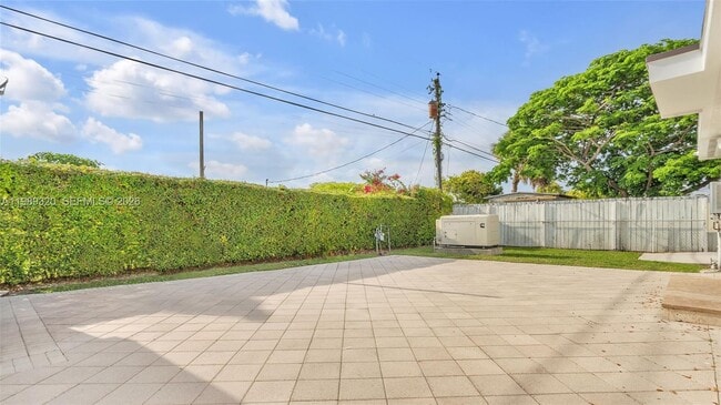 Photo - 2900 SW 92nd Ave