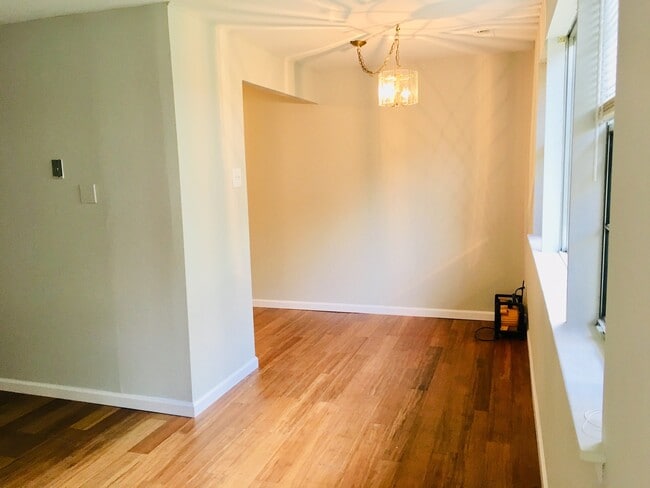 Photo - 810 N Forklanding Rd Unit 211