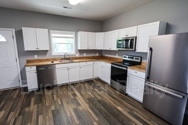 Photo - 130 Westover Dr