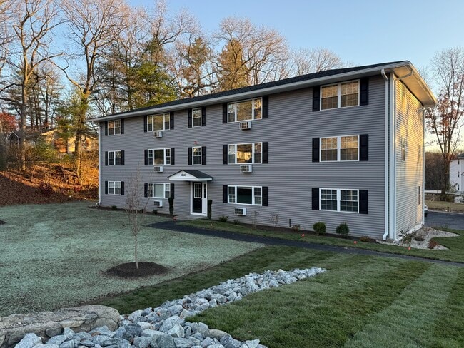 Photo - 484 Victory Hwy Unidad 3