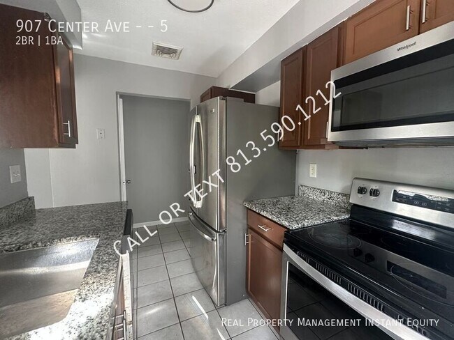 Photo - 907 Center Ave Unit 5