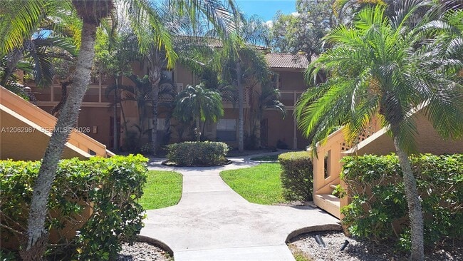 Photo - 4791 Via Palm Lakes Unit 1701