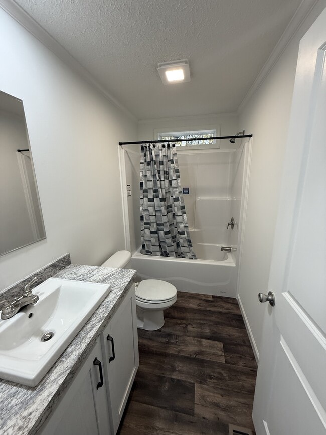 Photo - 18 Abbott St Unit 2