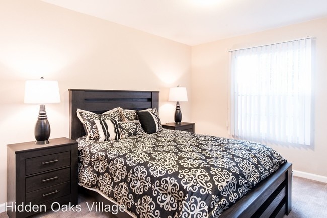 Photo - Hidden Oaks Village