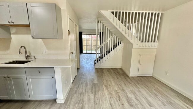 Photo - 3423 Madison Ave