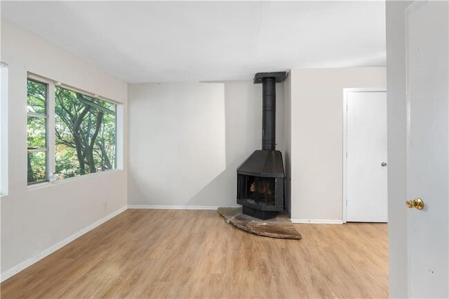 Photo - 11 Peachtree Hills Ave NE Unidad B7