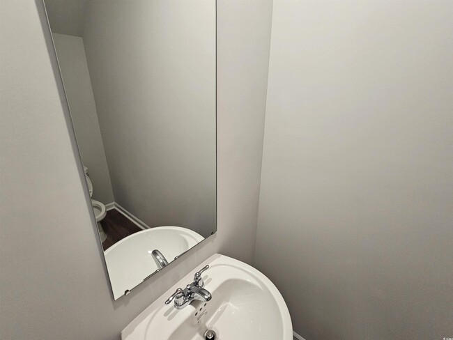 Photo - 789 Wapama St