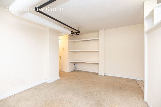 Photo - 2802 Digby Ave Unidad 9