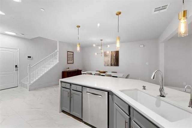 Photo - 6847 Pistoia Dr