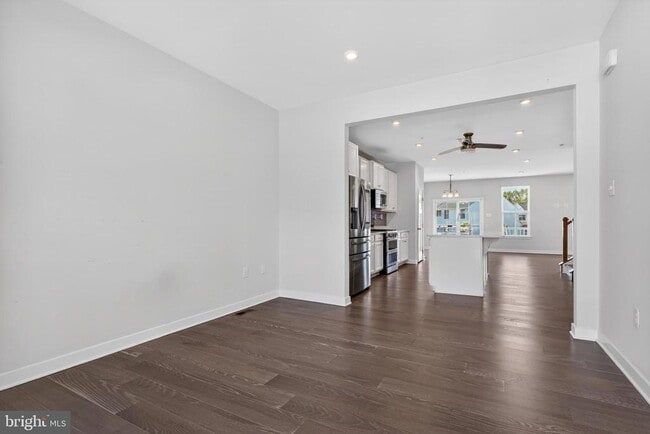 Photo - 8005 Milltown Cir