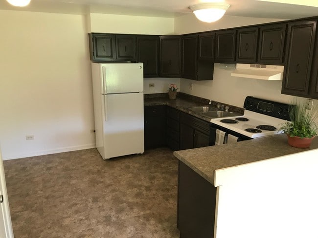 Photo - Harvard Park Apartments