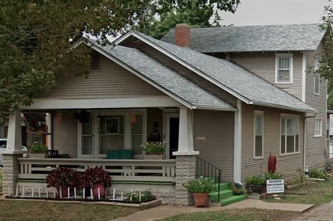 Photo - 614 W 3rd Ave House