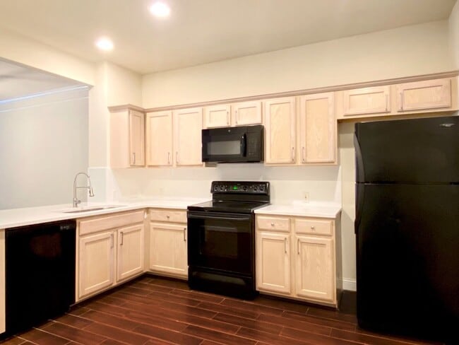 Photo - 54 Alderon Woods Pl Unit True
