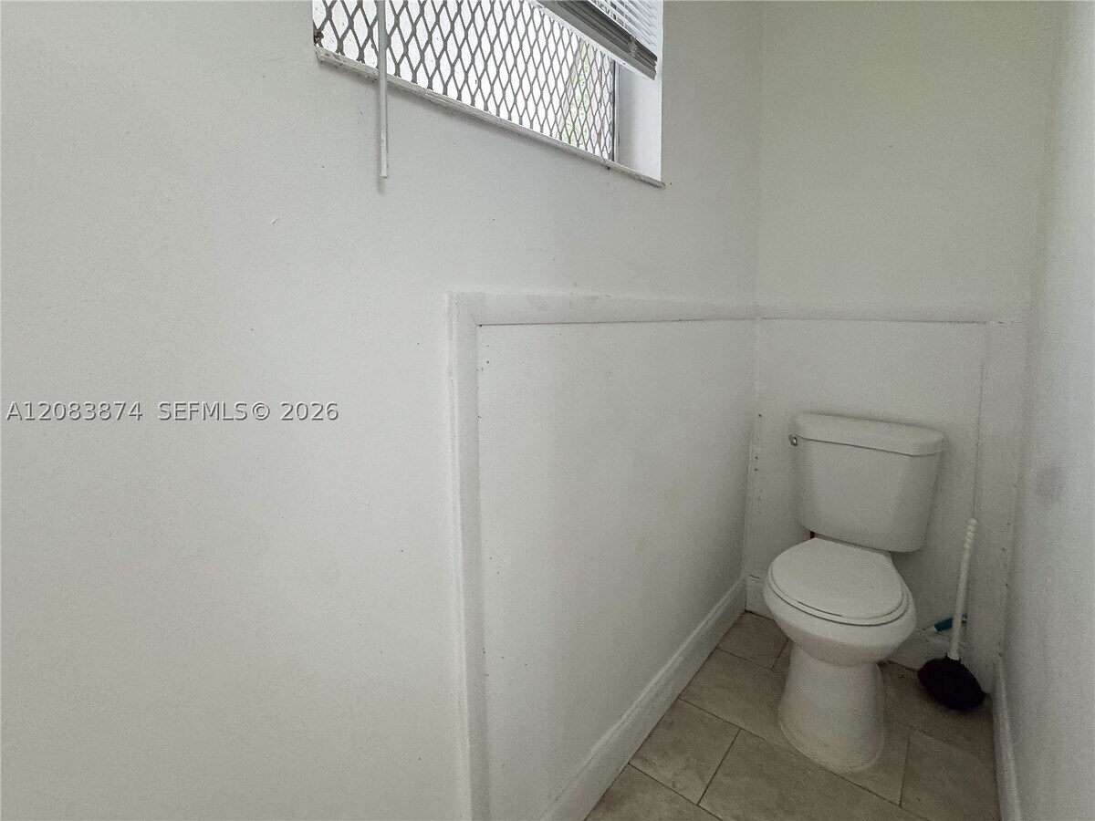 Photo - 519 NW 23rd Ave