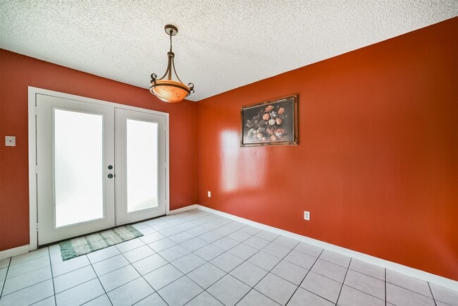 Photo - 9345 Westwood Village Dr