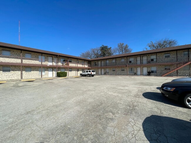 Photo - 3107 Atkinson Ave Unidad Apt 106