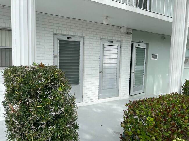 Photo - 2700 SW 22nd Ave Unit 1407