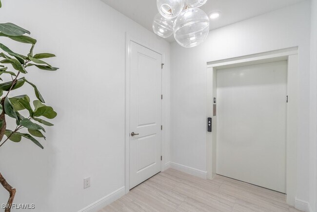 Photo - 16364 Viansa Wy Unit 7-202