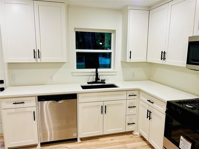Photo - 11220 Visalia Dr