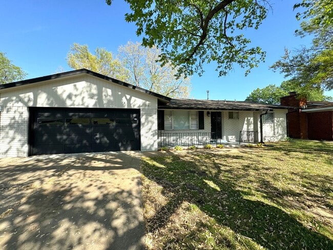 Photo - 3 bedroom home in Broken Arrow!!