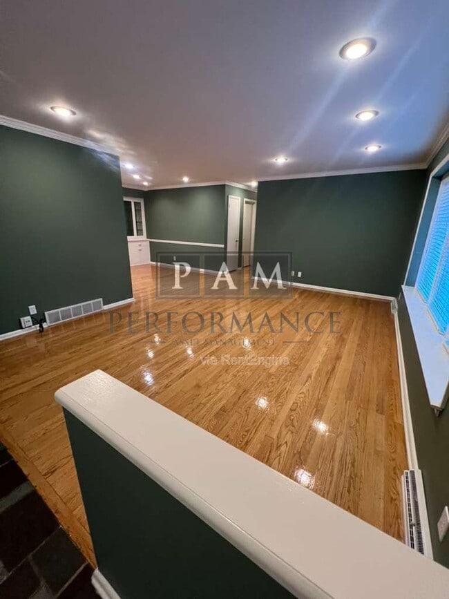 Photo - 8862 N Malibu Dr