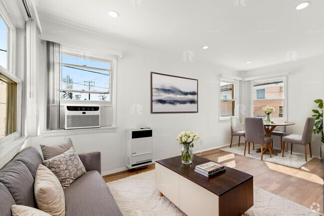 Building Photo - 141 S Crescent Dr Unit 143 D Rental