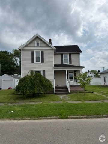 Building Photo - 1413 E Main St Rental