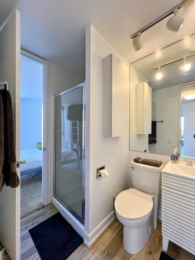 Photo - 345 W Fullerton Pky Unit 501