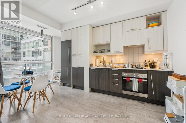 Photo - 199 Richmond St W Unité 713